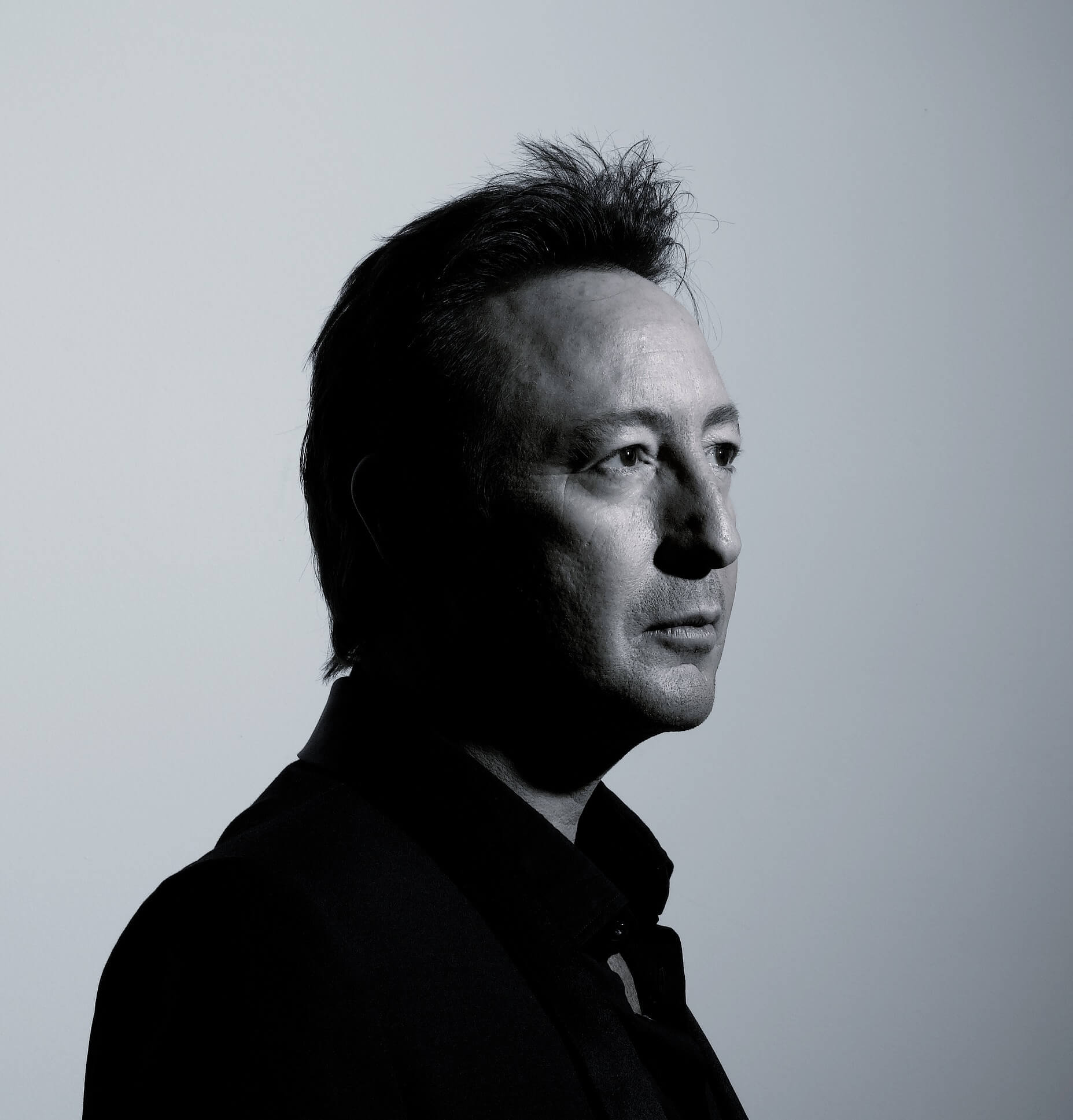 Julian Lennon A Window to the Past, A Bridge to the Future