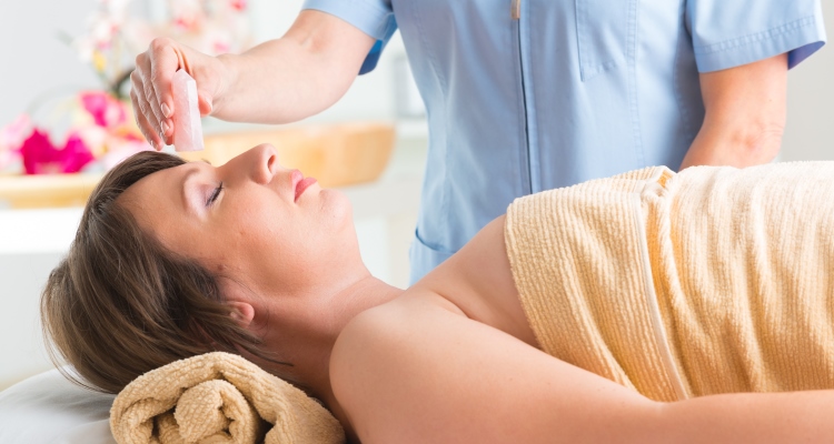 reiki_crystals_OMTimes