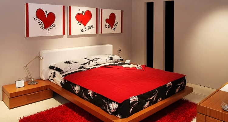 red-bed_romance_OMTimes