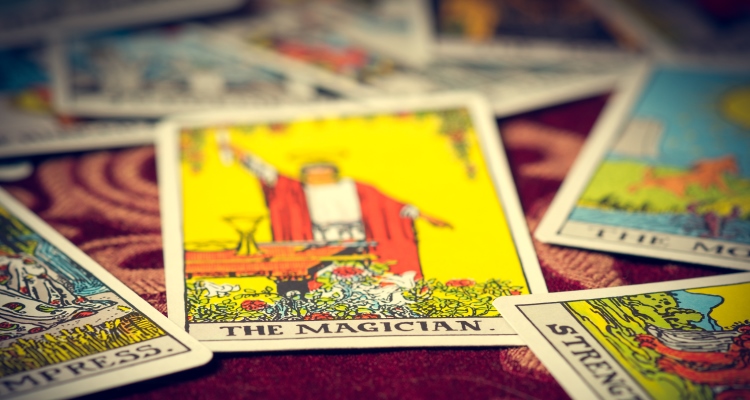 happy_Tarot-Wisdom_OMTimes