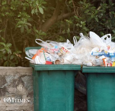 trash cans OMTimes