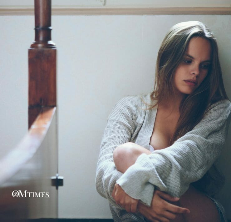 Loneliness Addiction OMTimes