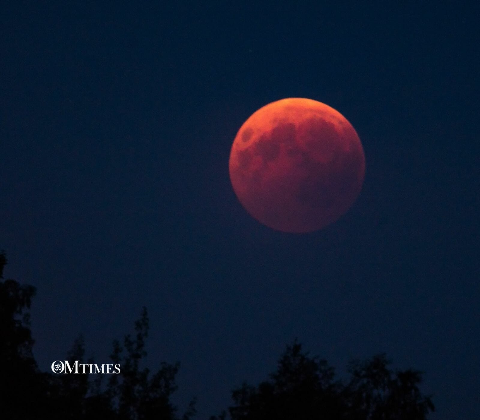 2021 Taurus Full Moon Lunar Eclipse