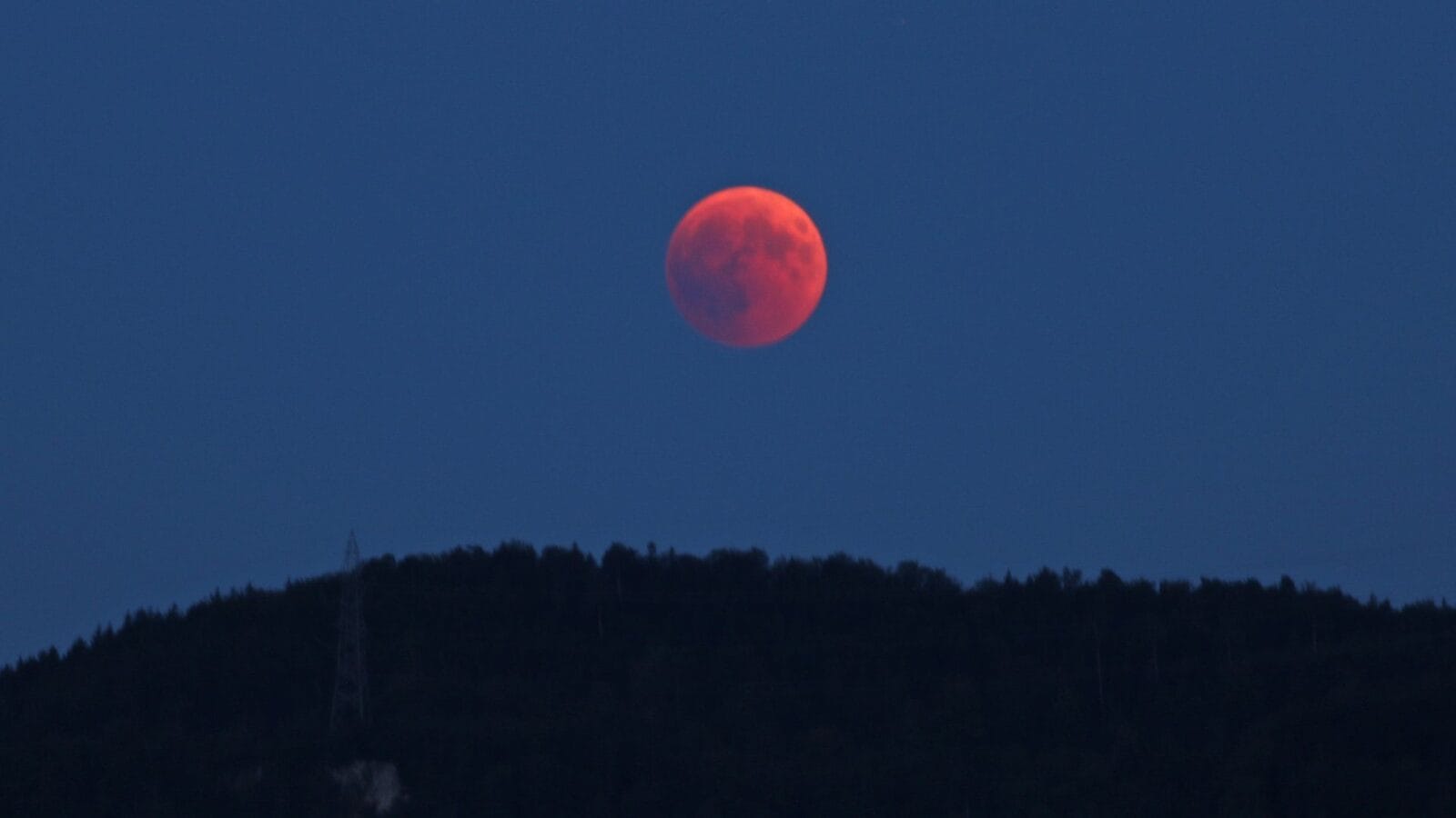 2025 Pisces Full Moon